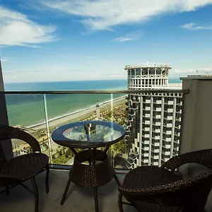 5* شقة فندقية Holiday Check